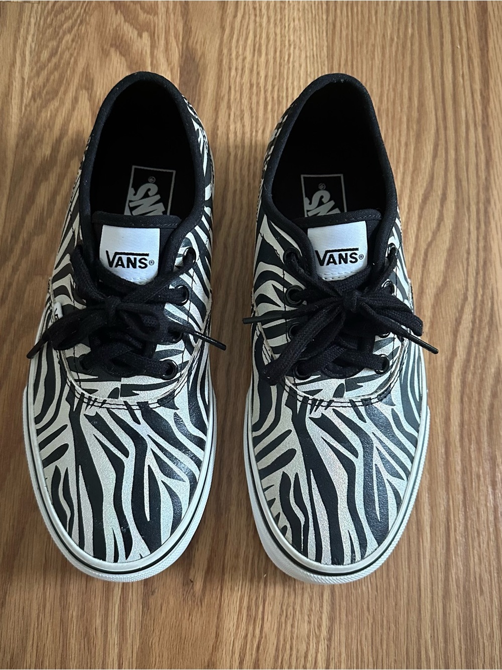 Vans Doheny Decon Metallic Zebra Print Low Top skateboarding shoes size 7.5